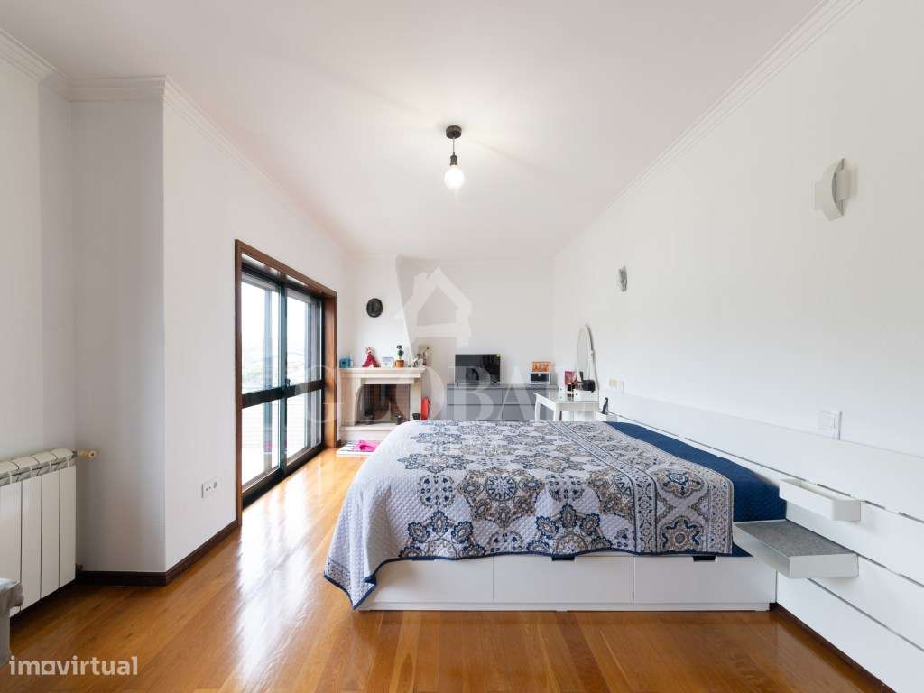 APARTAMENTO T3+1 CUCUJÃES-23