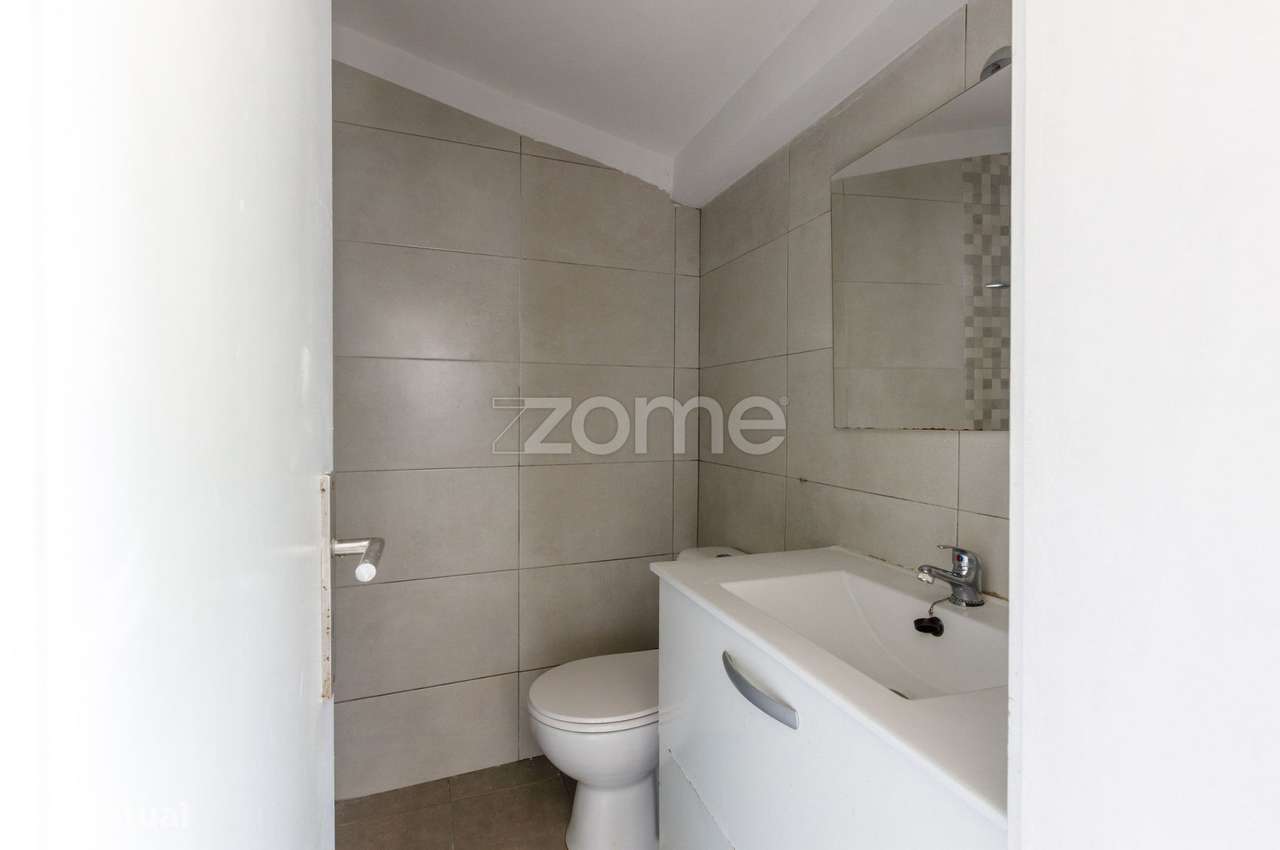 Moradia T2 com Terraço Privativo.-12