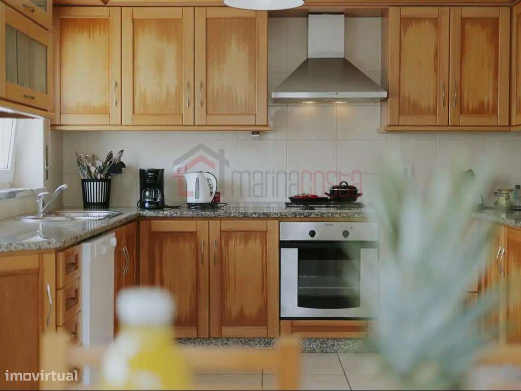 Moradia T3 com Garagem e Logradouro na Atouguia da Baleia-7