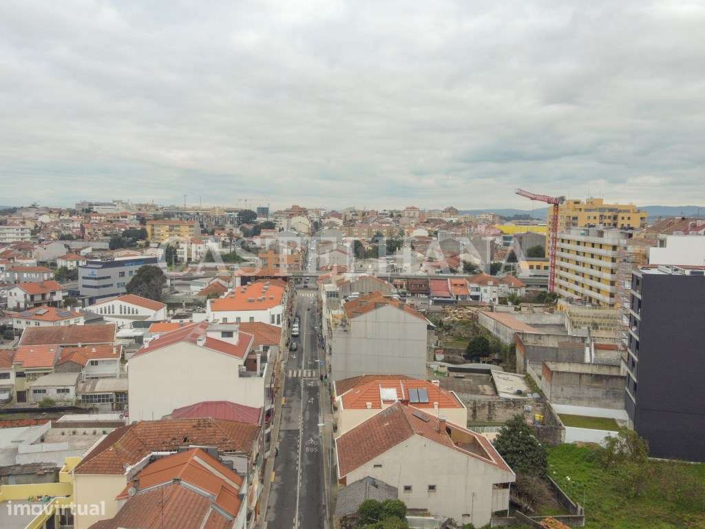 Apartamento T0, com varanda, na Rua Costa Cabral, Porto - Grande imagem: 5/32