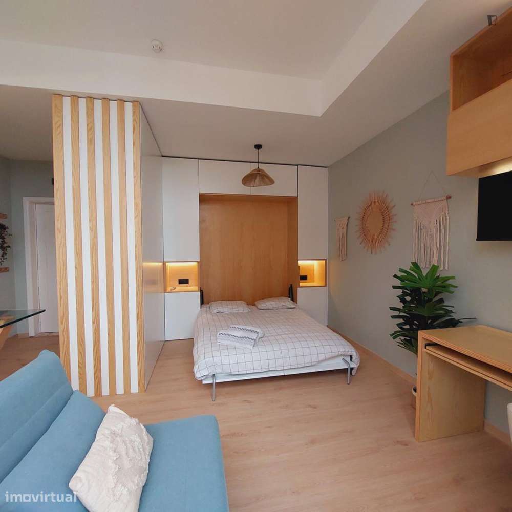 Estúdio - localizado em Matosinhos Porto - Grande imagem: 4/10