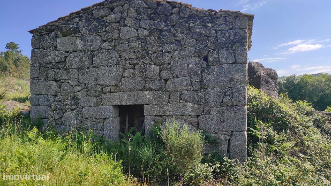 Quinta com Vista para a Serra da Estrela – Um Refúgio Natural-12
