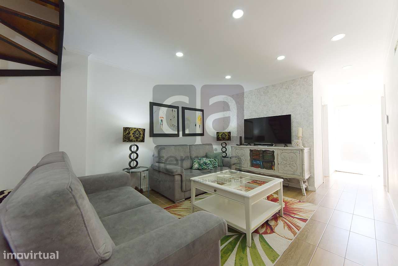 Moradia T3 Totalmente Remodelada em Almeirim-8
