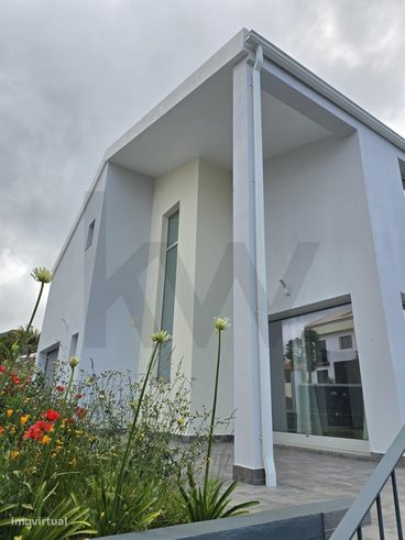 Moradia T3 com Piscina e Vista Mar nos Prazeres | Calheta-23