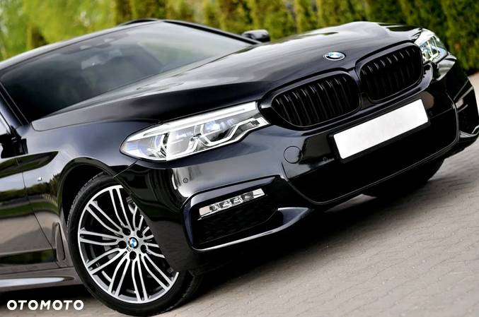 BMW Seria 5 520d M Sport - 1