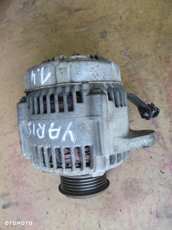 alternator do TOYOTA YARIS I - 1