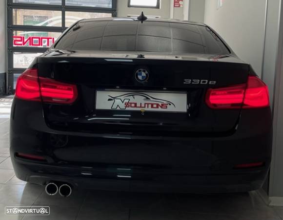 BMW 330 e iPerformance Line Sport - 23