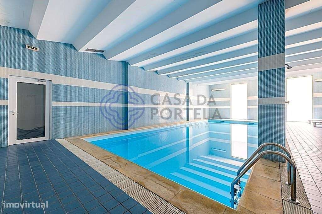 Venda Apartamento T2, garagem, arrumos, varanda, condomínio reservado, - Grande imagem: 4/27