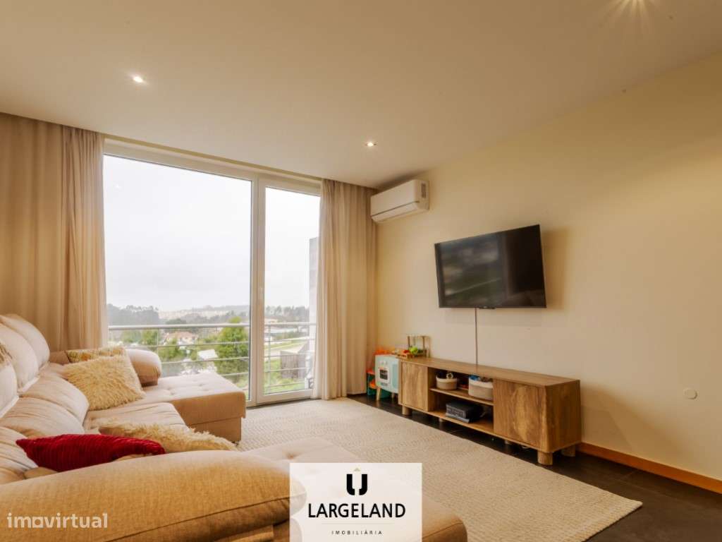 Moradia T3 - S. João de Ver - Grande imagem: 2/24