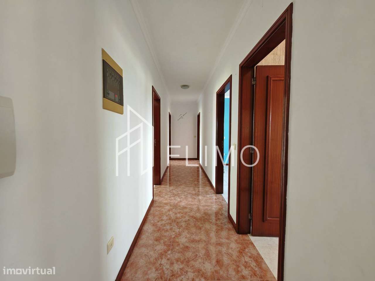 Moradia T4 com potencial Bifamiliar-7