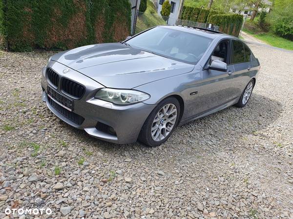 BMW Seria 5 525d - 2