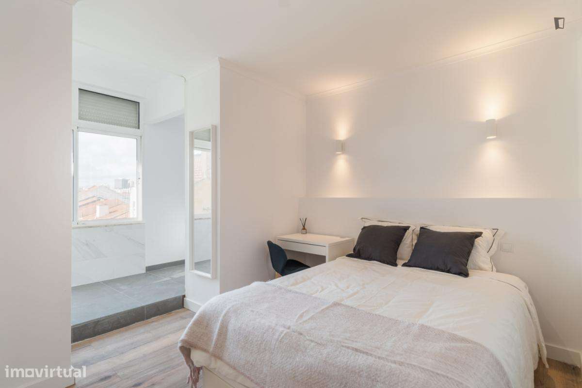 Quarto - localizado em Penha de França Lisbon - Grande imagem: 5/8