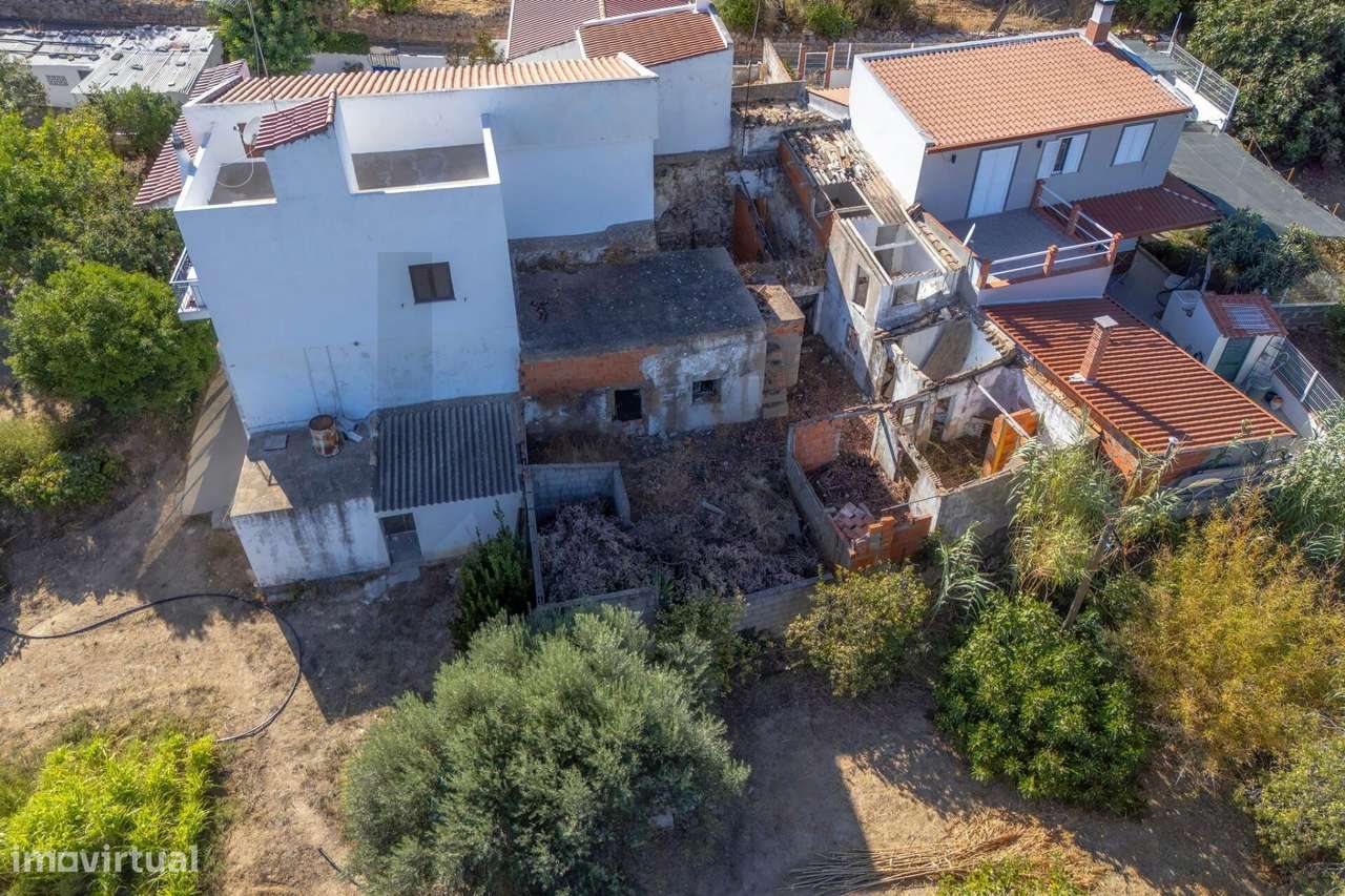 Ruína com Logradouro | Estoi, Faro-8