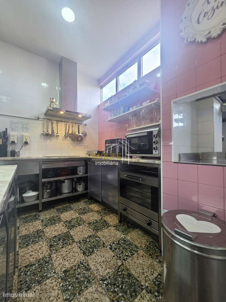 Negócio de restauração  - Restaurante " O Amor Vive na Cozinha" - B...-17