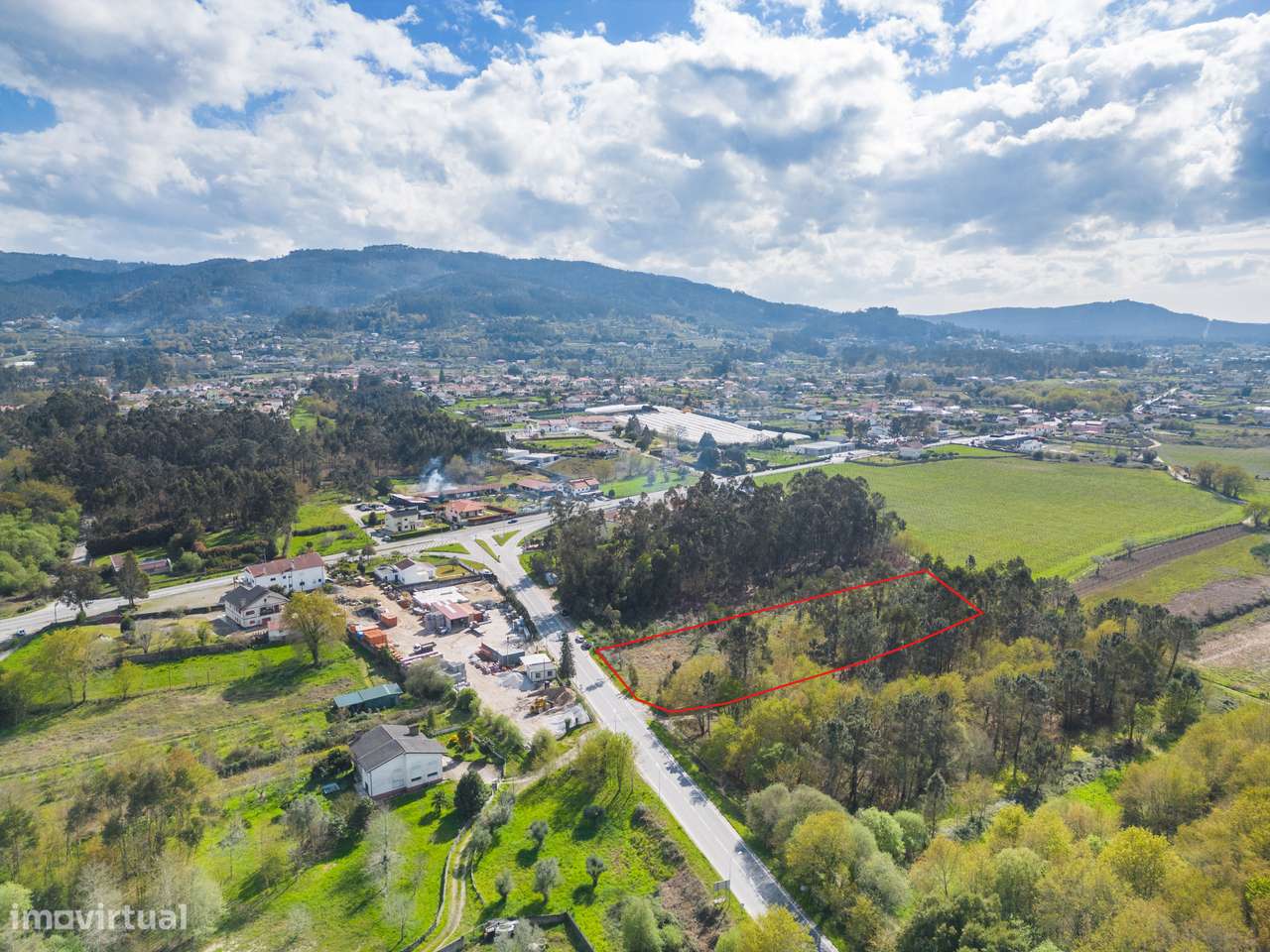 Terreno Rústico com 5000m2 em Geraz do Lima - Grande imagem: 5/18