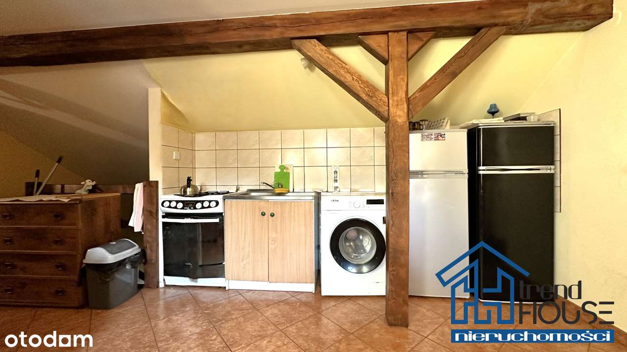 Dom otoczony zielenią z potencjałem | duża działka-9