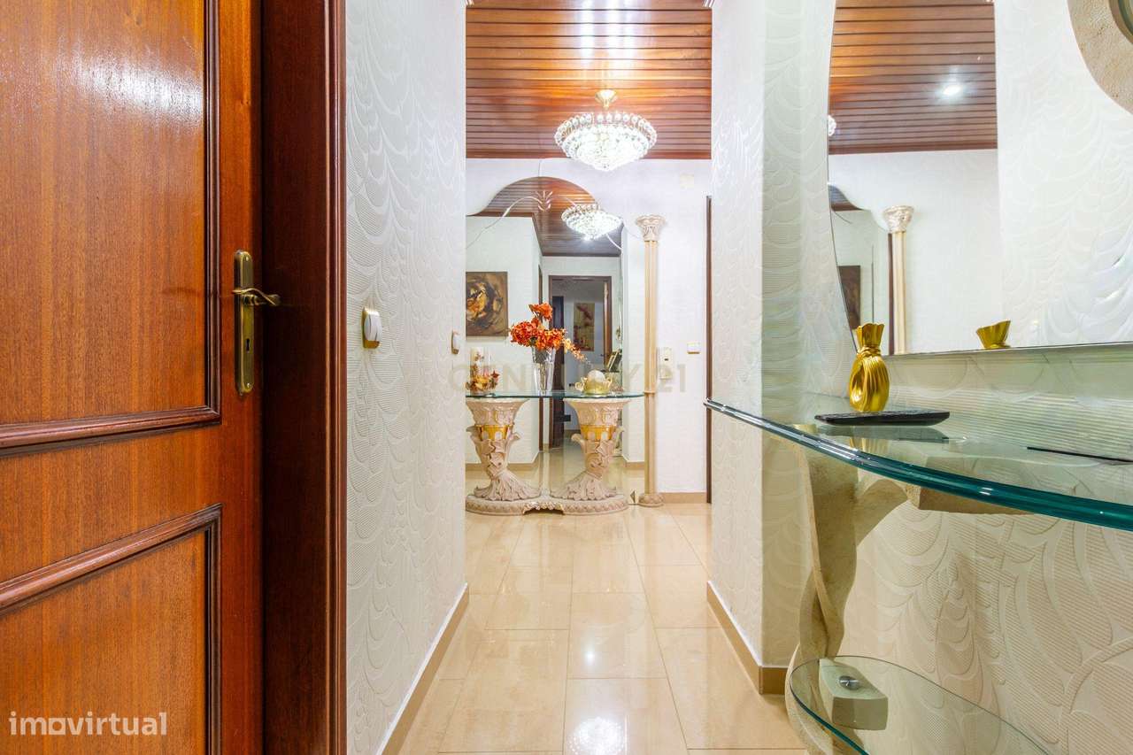 Apartamento T3 em Azeitão, Setúbal - Oportunidade Única!-0