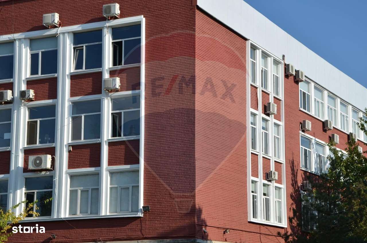 Spațiu de birouri de 4,000mp de vânzare în zona Industriilor-2