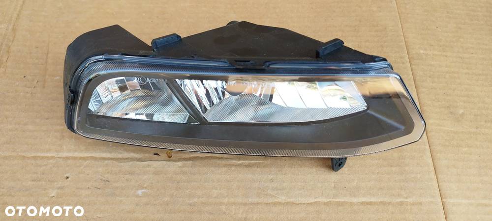 Vw Polo 6C0941662C 2014- Halogen Przeciwmgielny H8 Prawy Nowy Oryginał - 1