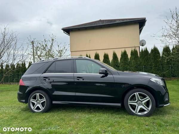 Mercedes-Benz GLE 350 d 4-Matic - 12