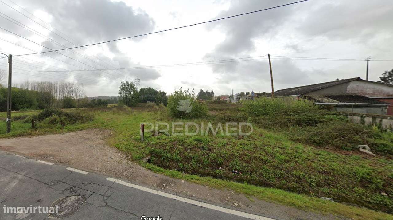 Terreno Rústico com Excelente Localização - Grande imagem: 3/4