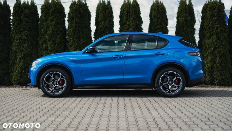 Alfa Romeo Stelvio - 7