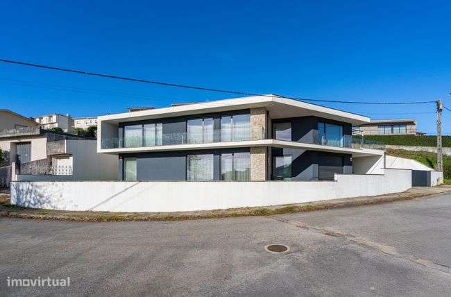 Moradia, 435 m², Moure - Grande imagem: 5/48