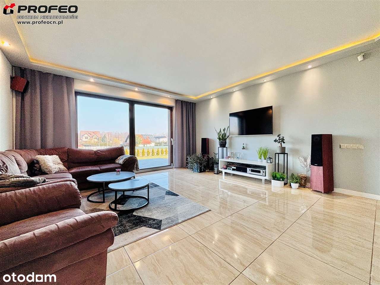 Wysoki standard i lokalizacja to wizytówka domu!-4