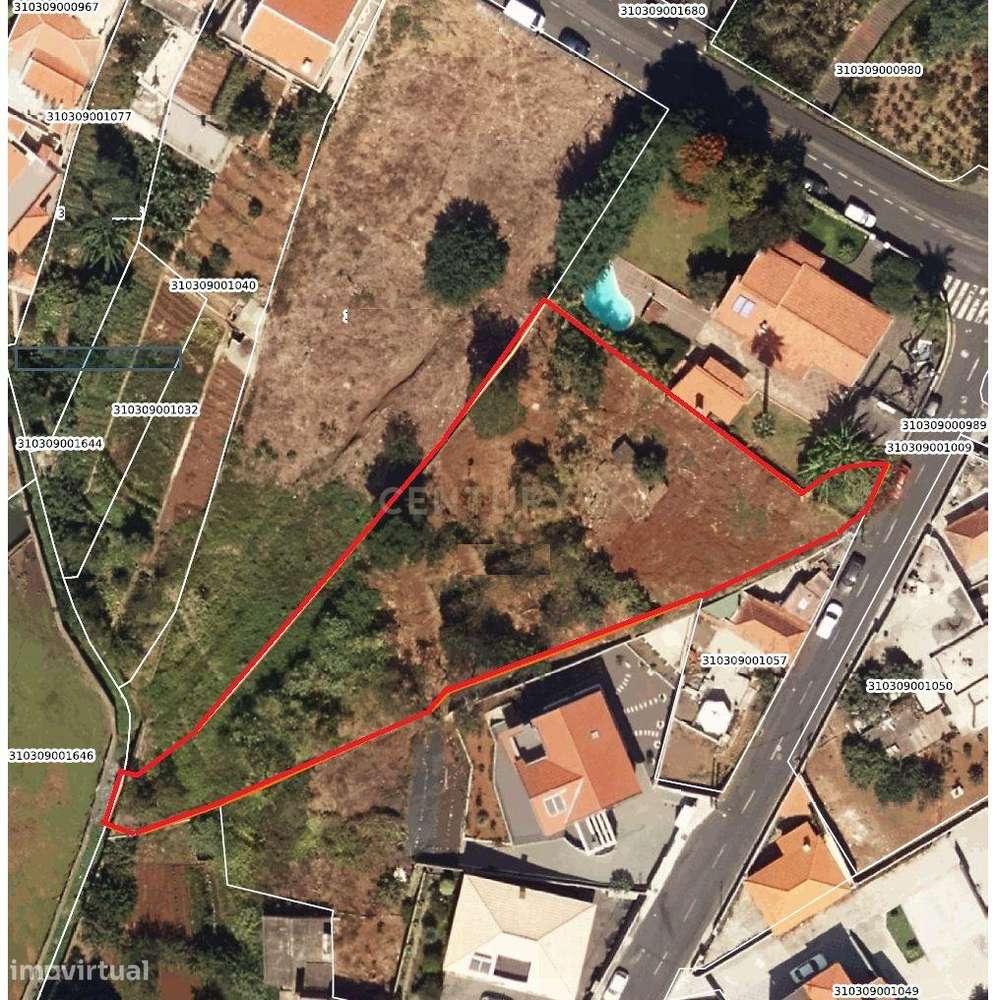 Terreno com Projeto Aprovado para Duas Moradias com Vista Panorâmica - Grande imagem: 3/13