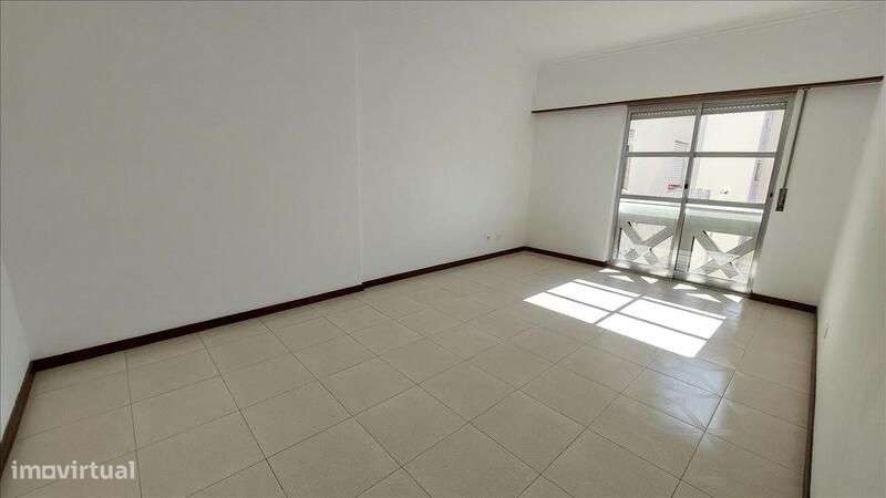 Apartamento T2 em Mem Martins, Sintra - Grande imagem: 5/18