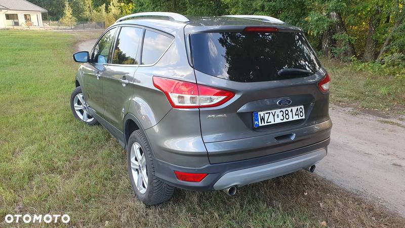 Ford Kuga 2.0 TDCi 4x2 Trend - 4