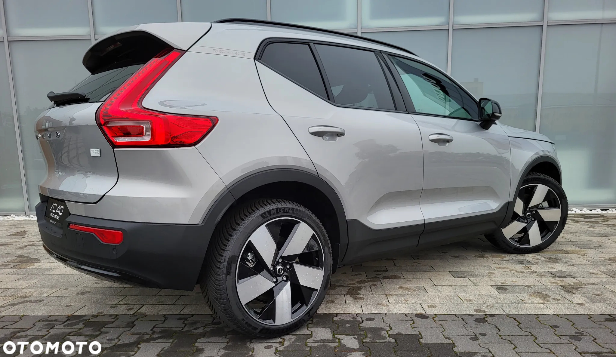 Volvo XC 40 Recharge Twin AWD Plus - 13