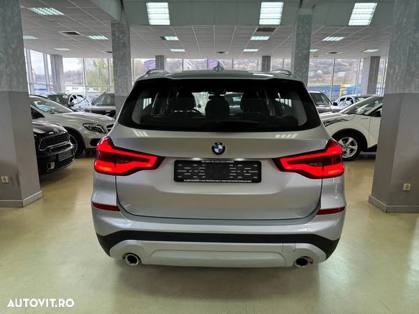 BMW X3 xDrive20d Aut. Advantage - 9