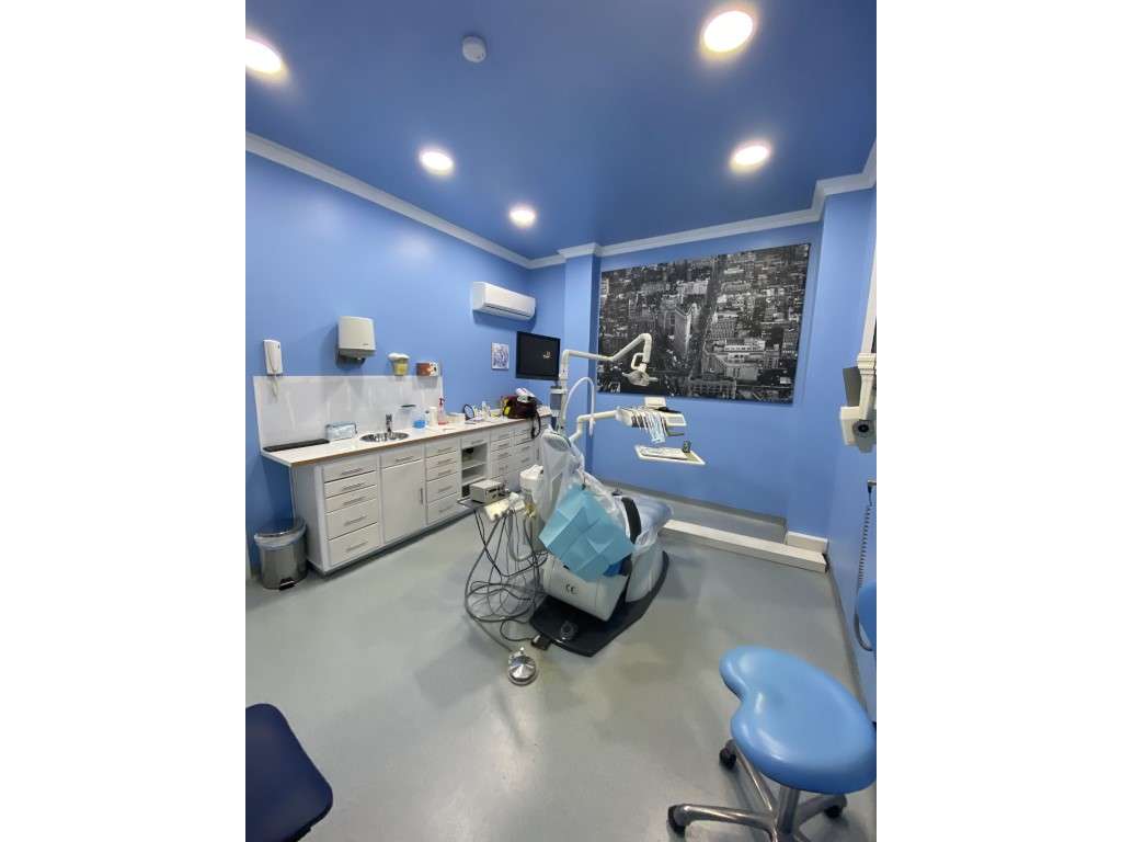 CEDÊNCIA DE POSIÇÃO de Clínica Médica e Dentária / Escritório na Ba... - Grande imagem: 5/35