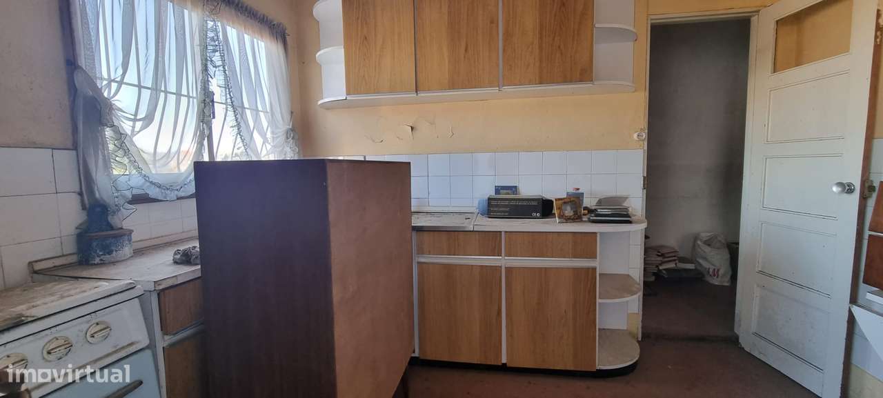 Casa / Moradia independente em Gulpilhares e Valadares-7