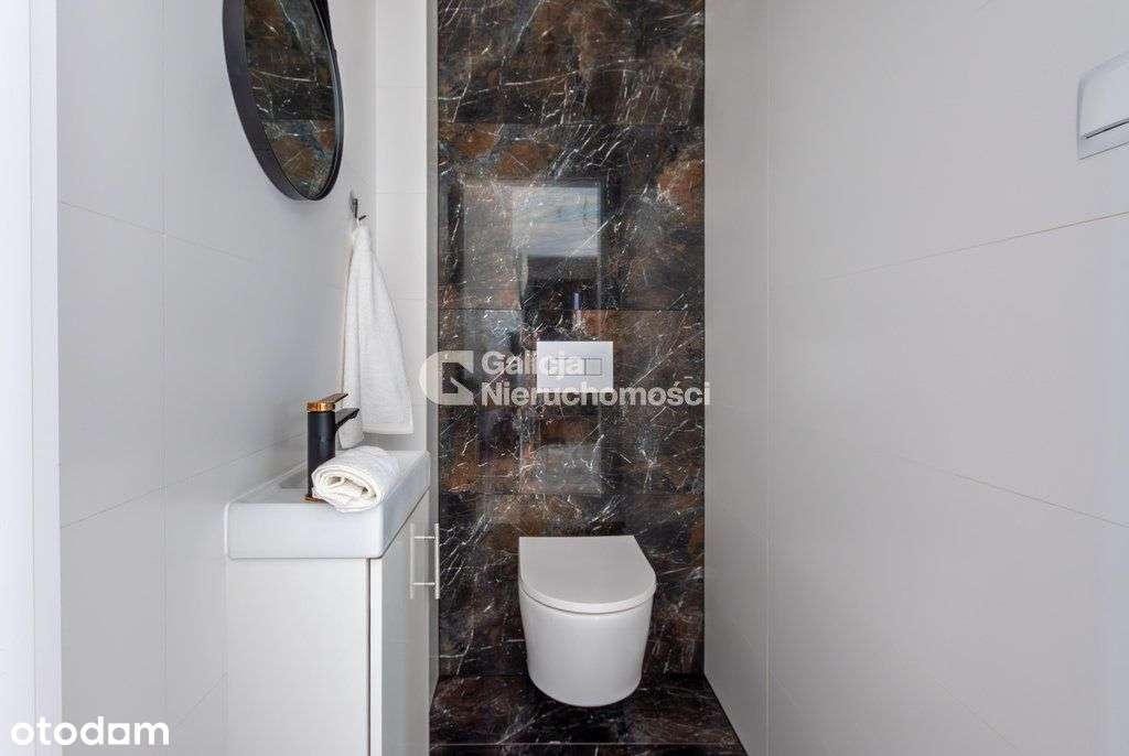 Komfortowy dom parterowy z użytkowym poddaszem-15