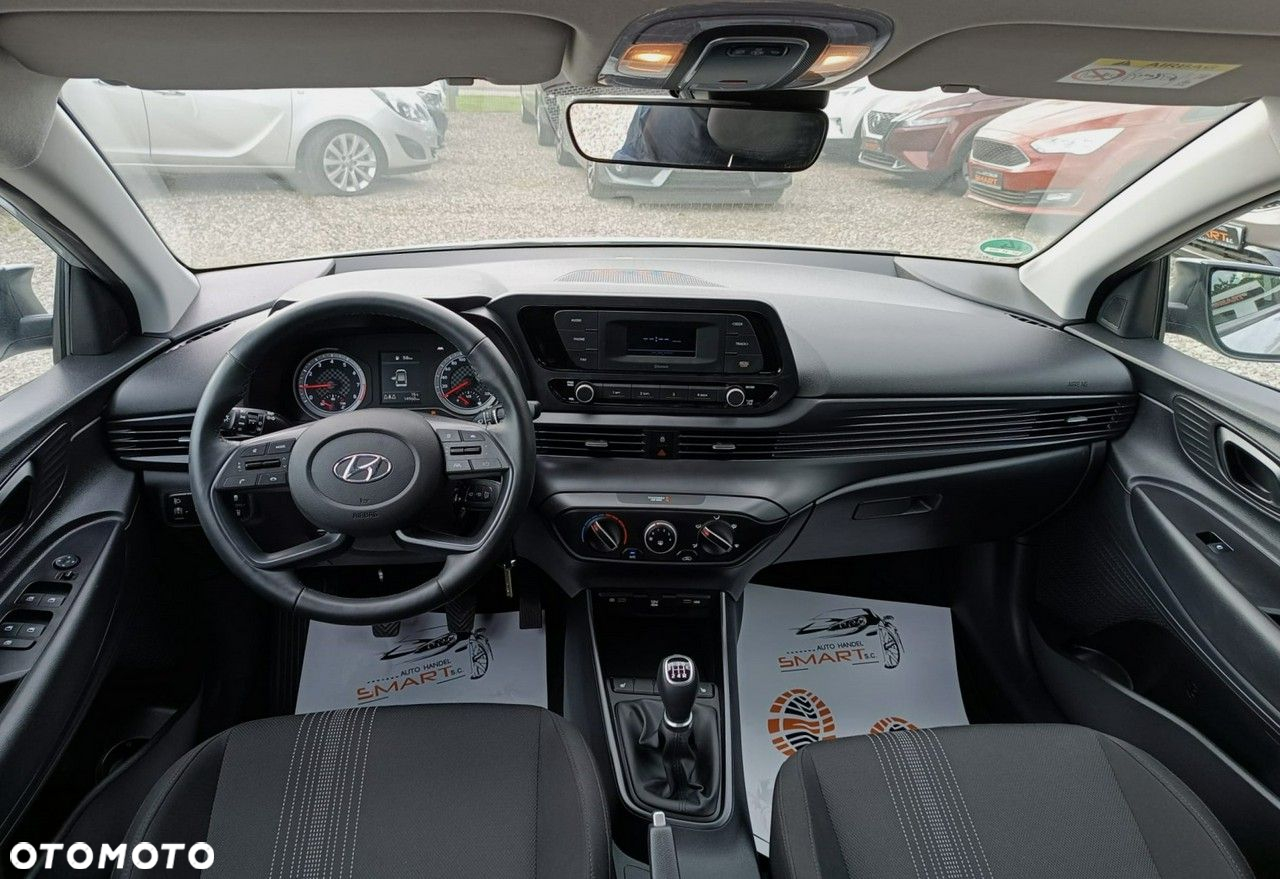 Hyundai i20 - 17