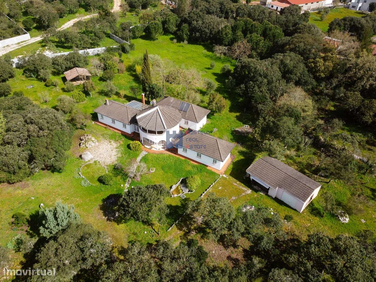 Moradia  T3 com terreno em Fátima no lugar de Boleiros-4