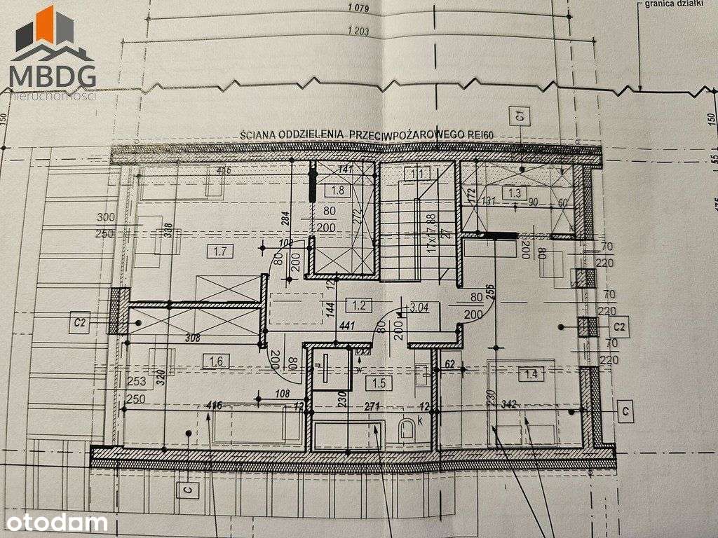 Nowoczesny dom, wokół cisza i zieleń pod Krakowem-12
