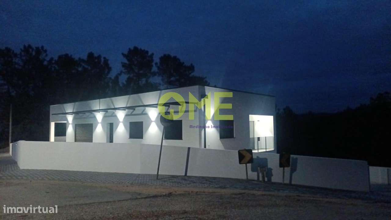 Moradia Térrea Moderna T3! - Grande imagem: 2/17