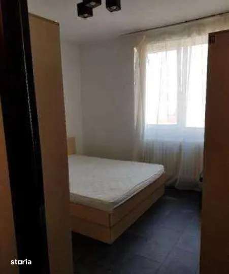 Apartament 3 camere - decomandat - zona Tineretului