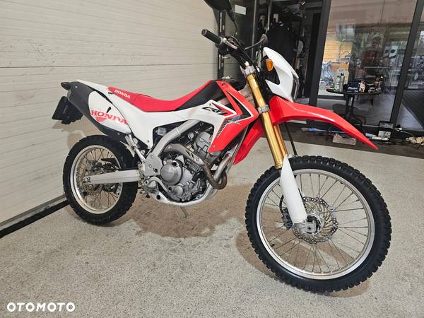 Honda CRF - 18