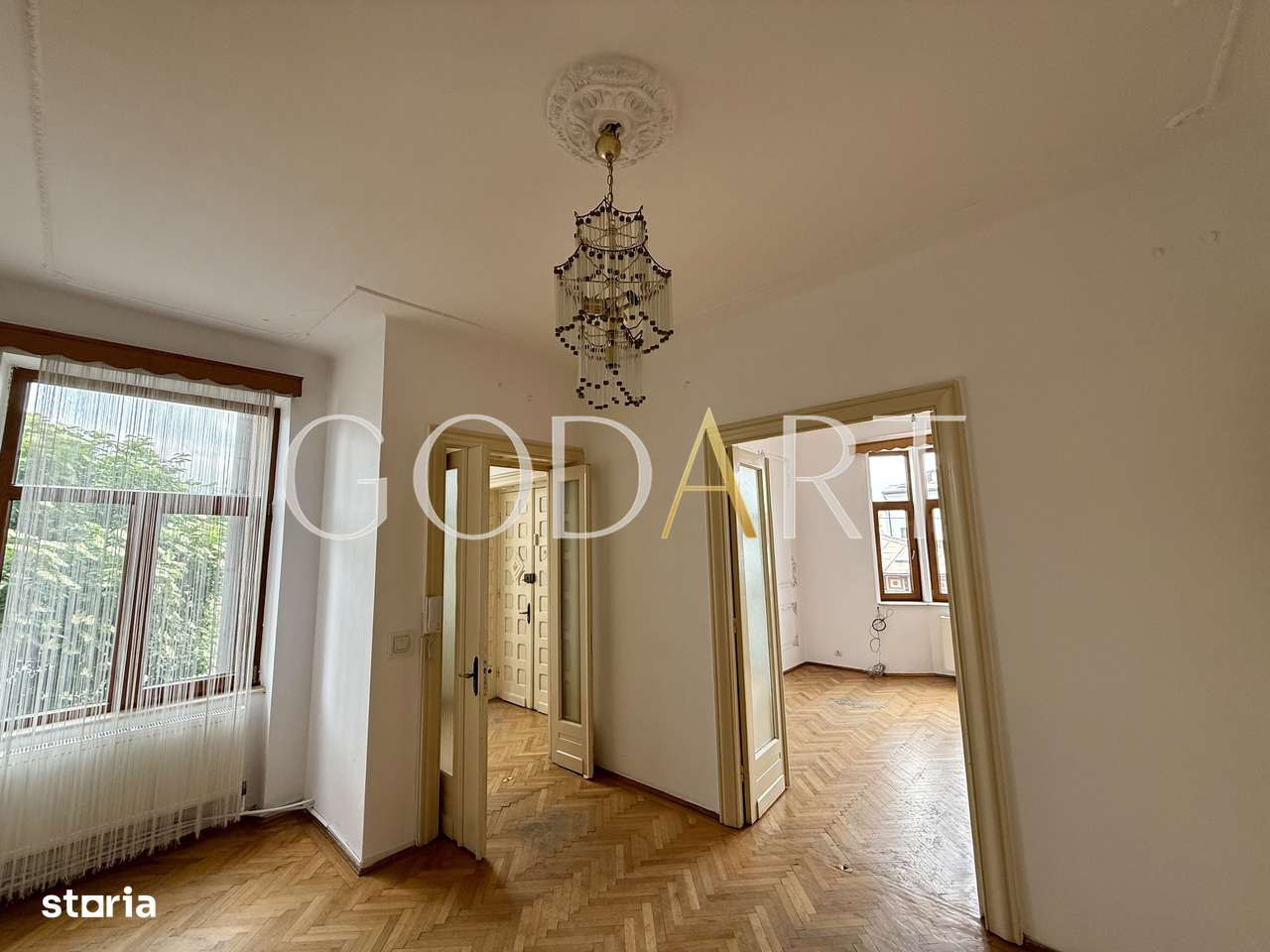 Apartament in vila interbelica | singur pe etaj-17