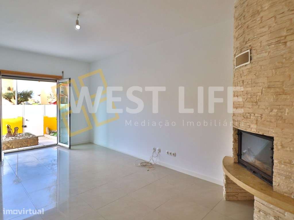 Moradia Geminada T3+1 com piscina - Localização privilegiada - Silv... - Grande imagem: 5/24