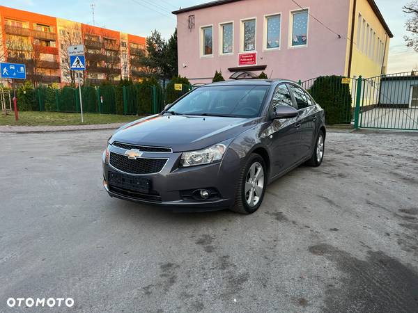 Chevrolet Cruze - 1