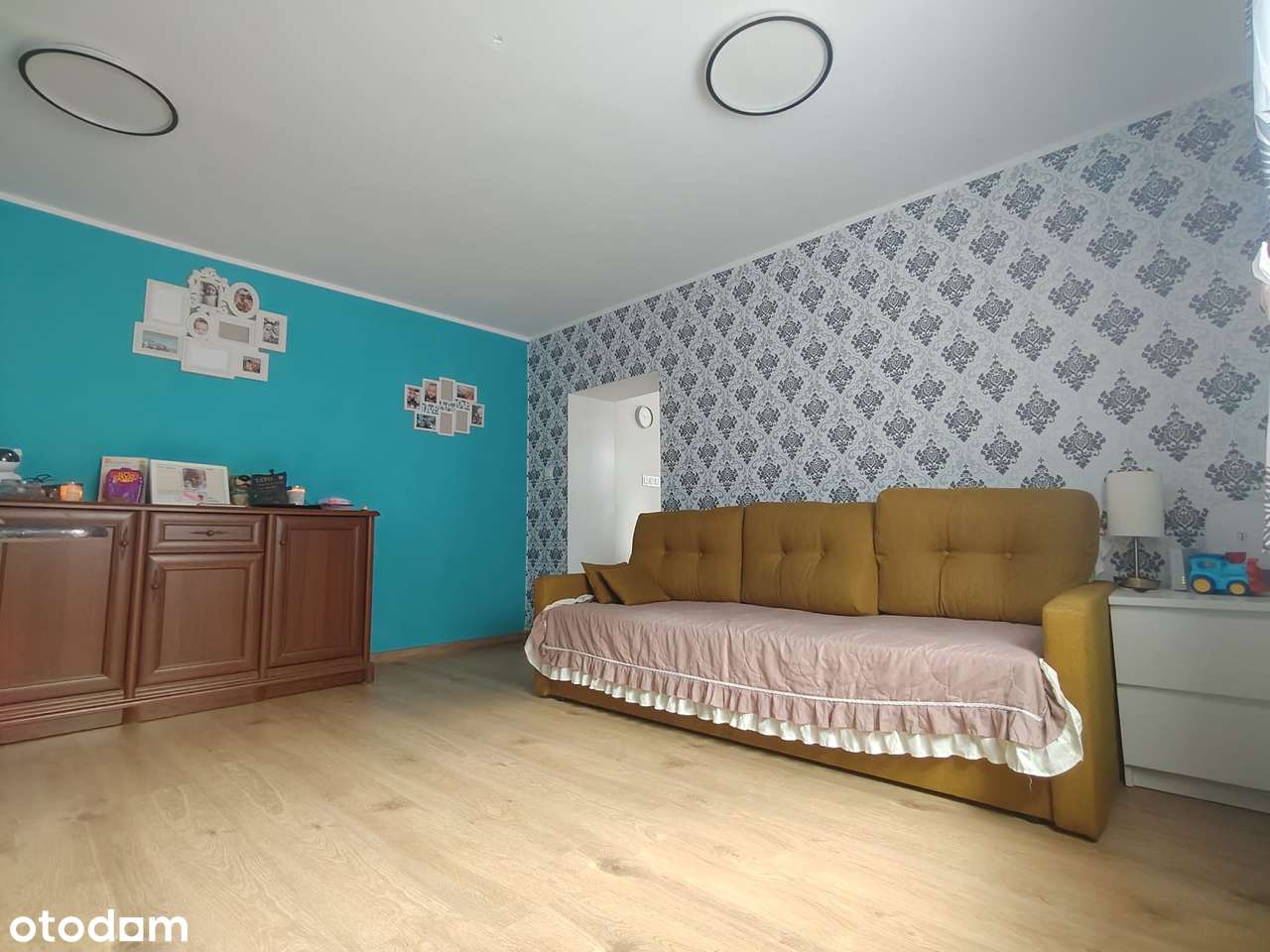 2 pokojowe mieszkanie po generalnym remoncie + mały ogródek-4