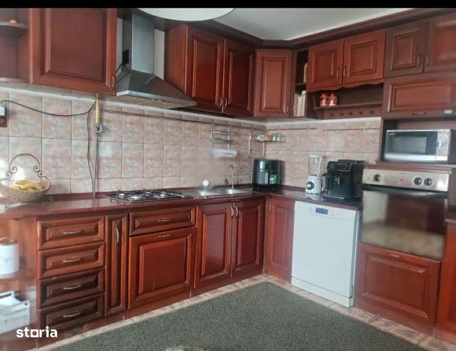 Casa de vanzare 5 camere P+M, Salard-5