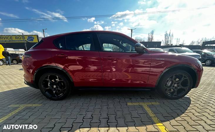 Alfa Romeo Stelvio - 10