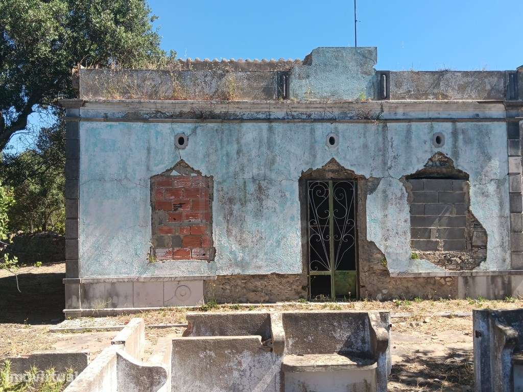 Terreno com ruína, vista mar, Santa Bárbara de Nexe, Faro, Algarve-25