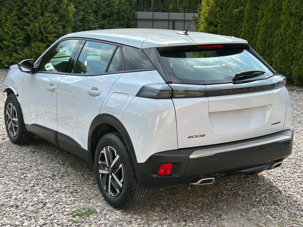 Peugeot 2008 II Hybrid 136 e-DSC Style 2025